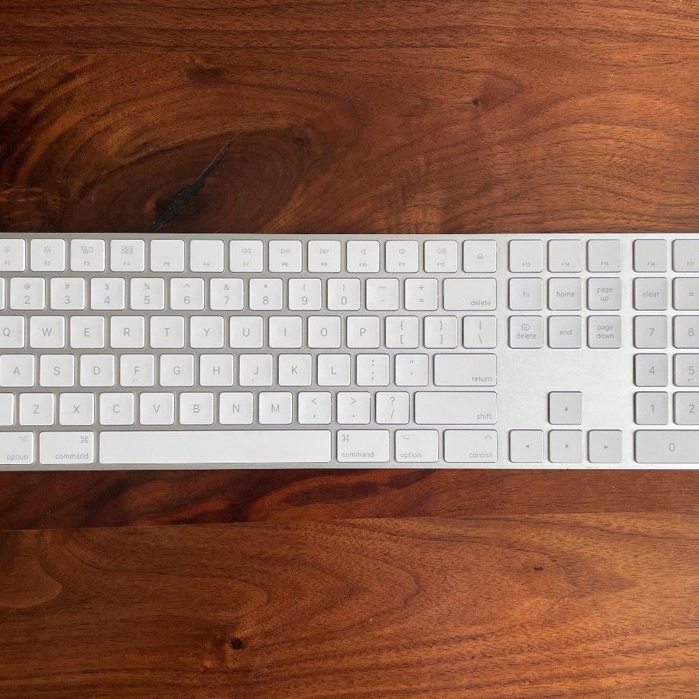 Apple Magic Keyboard A1843 White with Numeric Keypad